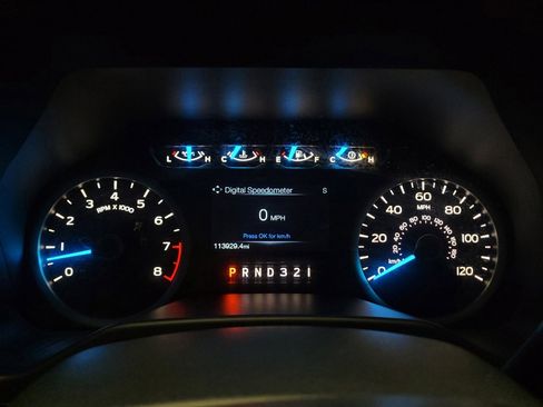 Used 2016 Ford F150 XLT w/ Equipment Group 301A Mid RWD image 23