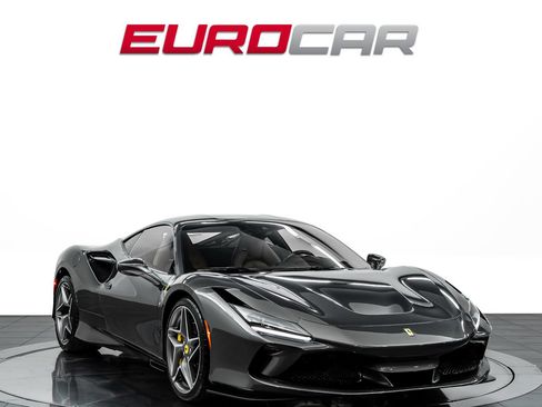 Used 2021 Ferrari F8 Tributo RWD image 7