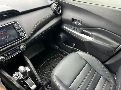 Used 2019 Nissan Kicks SR w/ SR Premium Package FWD image 28