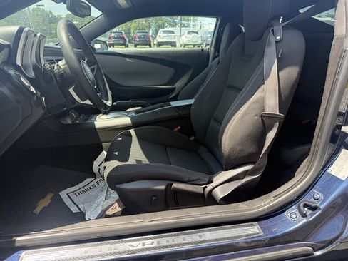 Used 2010 Chevrolet Camaro LS RWD image 9