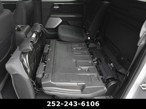 Used 2024 GMC Sierra EV Denali AWD/4WD image 34