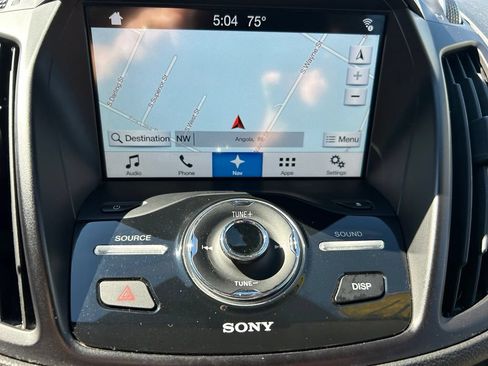 Used 2017 Ford Escape Titanium AWD/4WD image 24