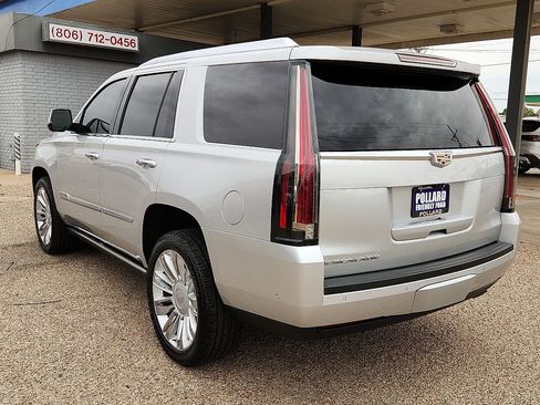 Used 2019 Cadillac Escalade Platinum image 2