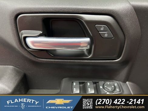 Used 2021 Chevrolet Silverado 1500 Custom Trail Boss AWD/4WD image 20