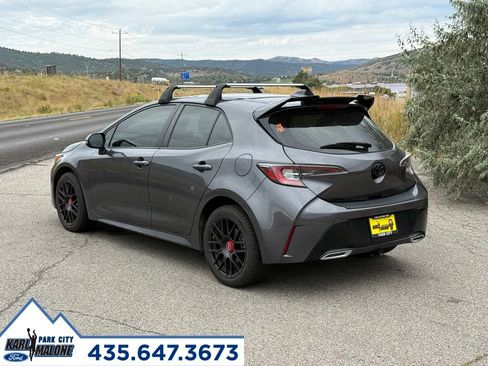 Used 2022 Toyota Corolla SE w/ Blackout Package (TMS) FWD image 3