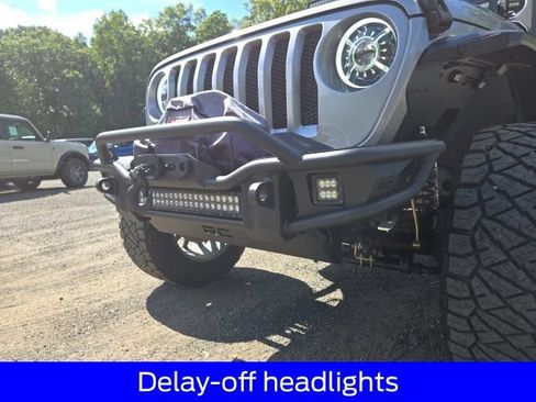 Used 2019 Jeep Wrangler Sport AWD/4WD image 17