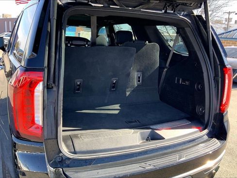 Used 2021 GMC Yukon Denali image 4