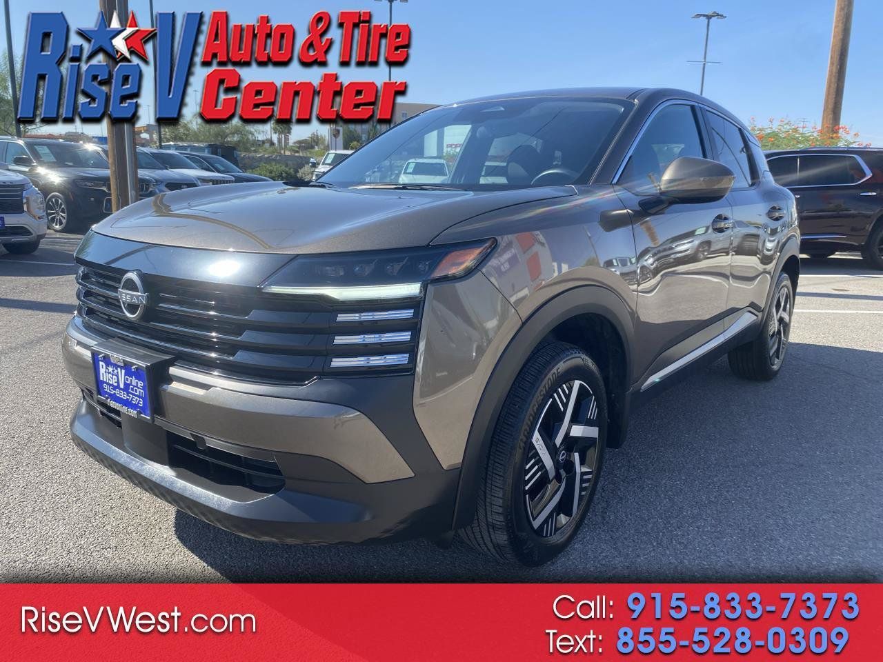 Used 2025 Nissan Kicks SV FWD image 1
