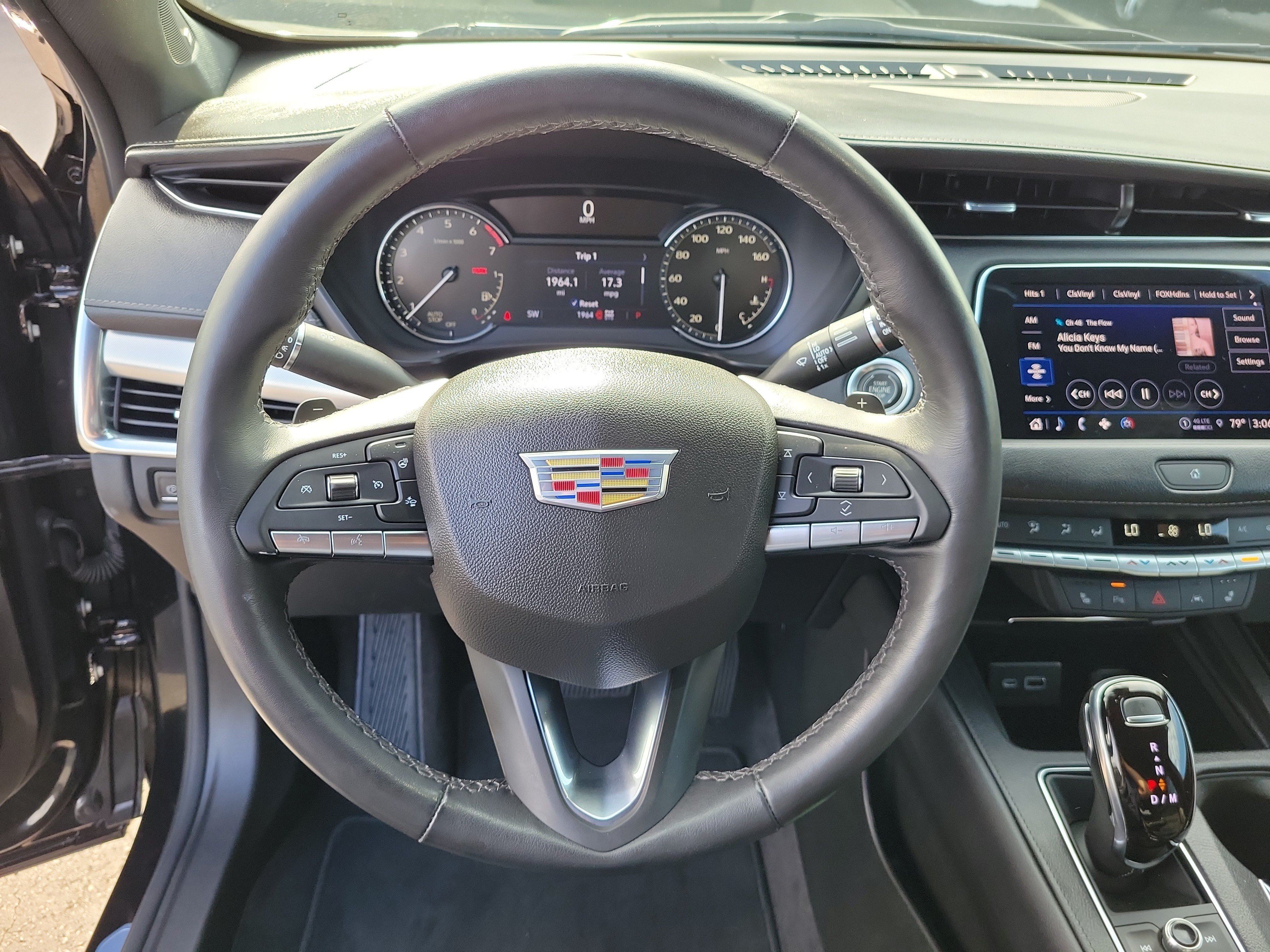 Used 2023 Cadillac XT4 Premium Luxury w/ Cold Weather Package AWD/4WD image 23