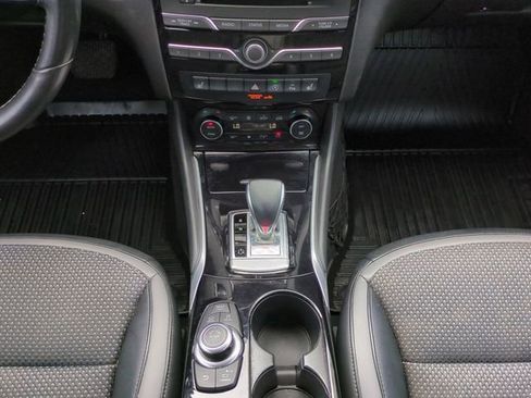 Used 2019 INFINITI QX30 AWD w/ Navigation Package image 18