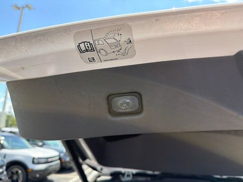 Used 2018 Lincoln MKX Reserve w/ Lincoln MKX Climate Package AWD/4WD image 15