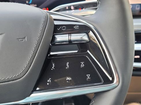 New 2026 Cadillac Lyriq Signature Sport w/ Nappa Leather Package image 19