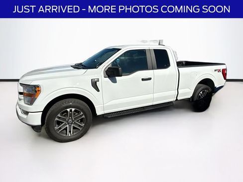 Used 2021 Ford F150 XL w/ Equipment Group 101A High AWD/4WD image 4