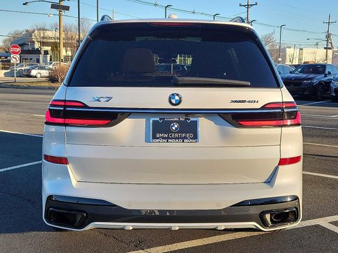 Certified 2023 BMW X7 xDrive40i w/ M Sport Package image 5