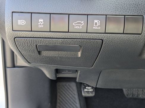 Used 2024 Toyota Camry SE w/ Convenience Package image 16