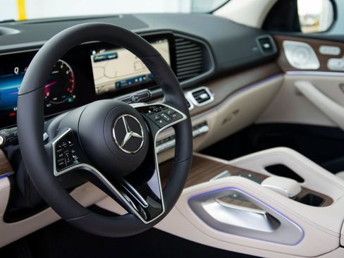 New 2026 Mercedes-Benz GLE 450 4MATIC image 15