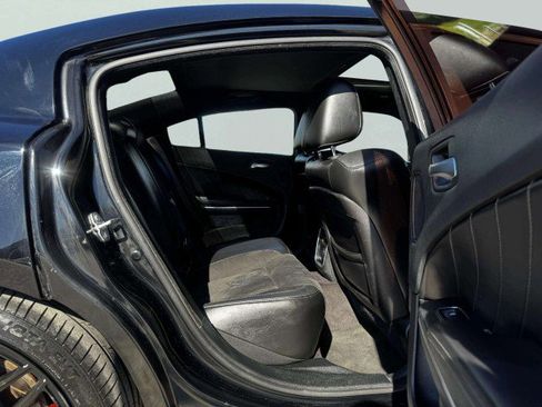 Used 2018 Dodge Charger R/T Scat Pack w/ Dynamics Package image 45