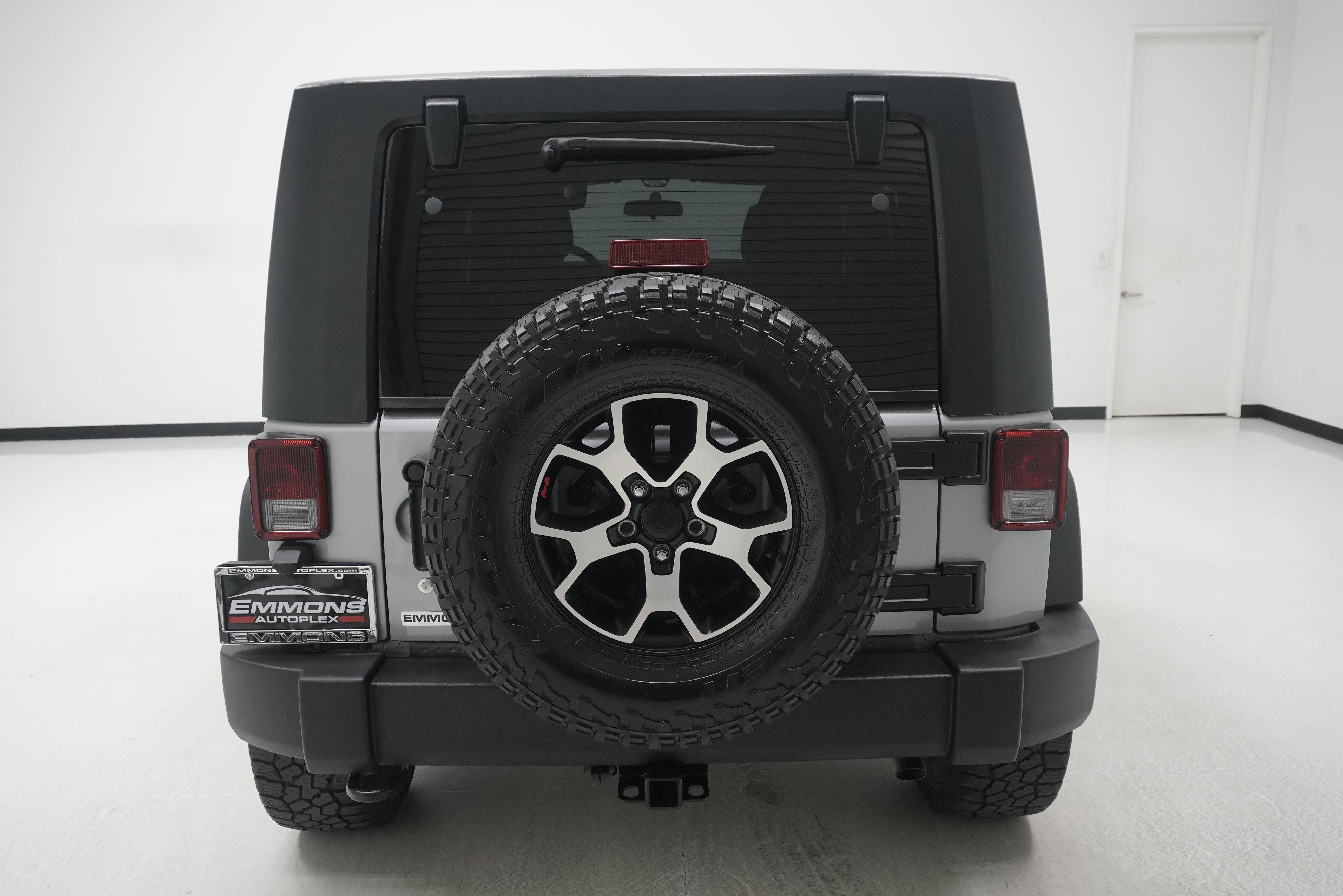 Used 2016 Jeep Wrangler Unlimited Sport AWD/4WD image 5