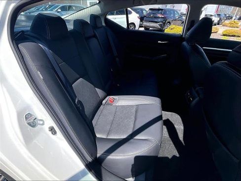 Used 2024 Nissan Altima 2.5 SL image 16