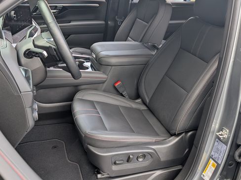 Used 2026 Chevrolet Tahoe RST w/ Comfort Package RWD image 16
