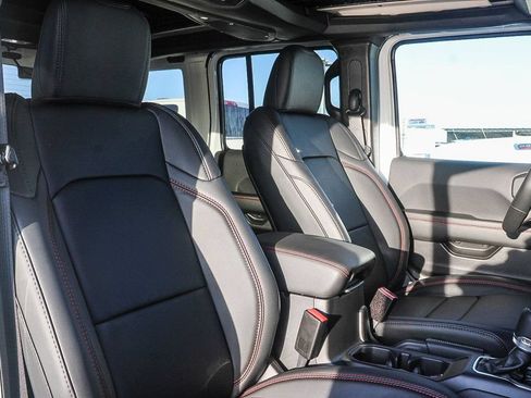 New 2026 Jeep Wrangler Unlimited Rubicon 392 w/ Quick Order Package 27X Moab AWD/4WD image 17