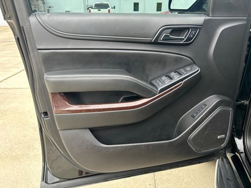 Used 2018 GMC Yukon SLT w/ Open Road Package AWD/4WD image 10