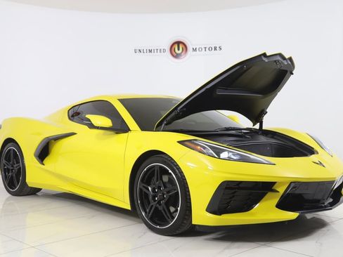 Used 2025 Chevrolet Corvette Stingray Premium Cpe w/ Stealth Interior Trim Package image 29