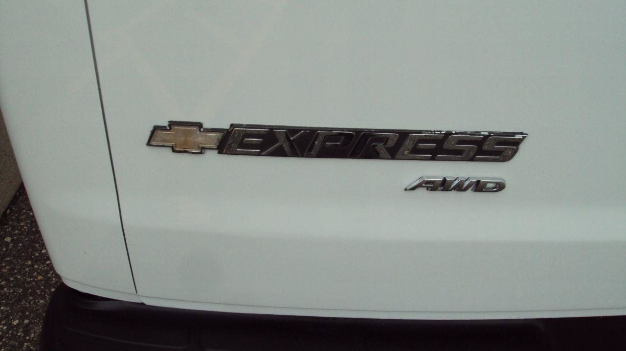 Used 2013 Chevrolet Express 1500 LS AWD/4WD image 38