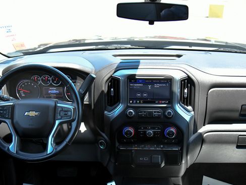 Used 2022 Chevrolet Silverado 1500 LT RWD image 36