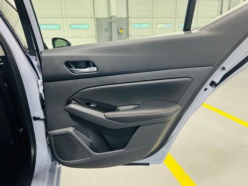 New 2025 Nissan Altima 2.5 SR w/ SR Premium Package image 30