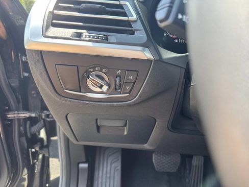 Used 2024 BMW X3 xDrive30i w/ Premium Package AWD/4WD image 30