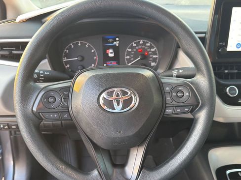 Certified 2025 Toyota Corolla LE w/ Convenience Package FWD image 19