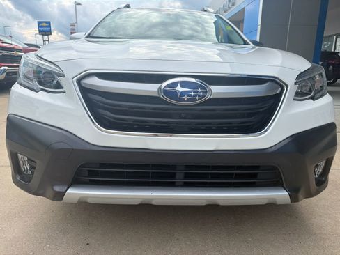 Used 2021 Subaru Outback Touring XT AWD/4WD image 11