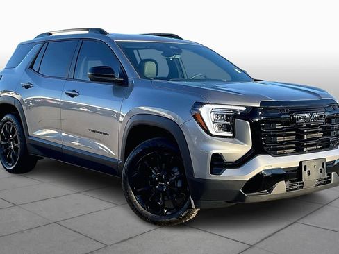Used 2026 GMC Terrain Elevation w/ Elevation Premium Package image 4