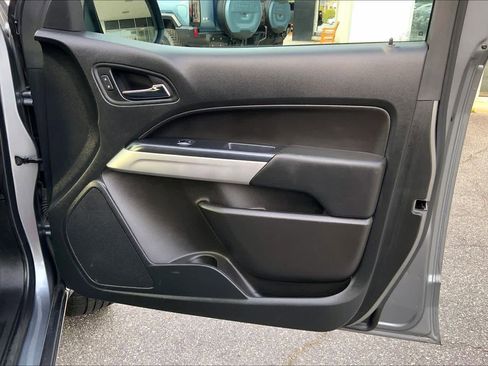 Used 2021 Chevrolet Colorado LT w/ Fleet Safety Package RWD image 21