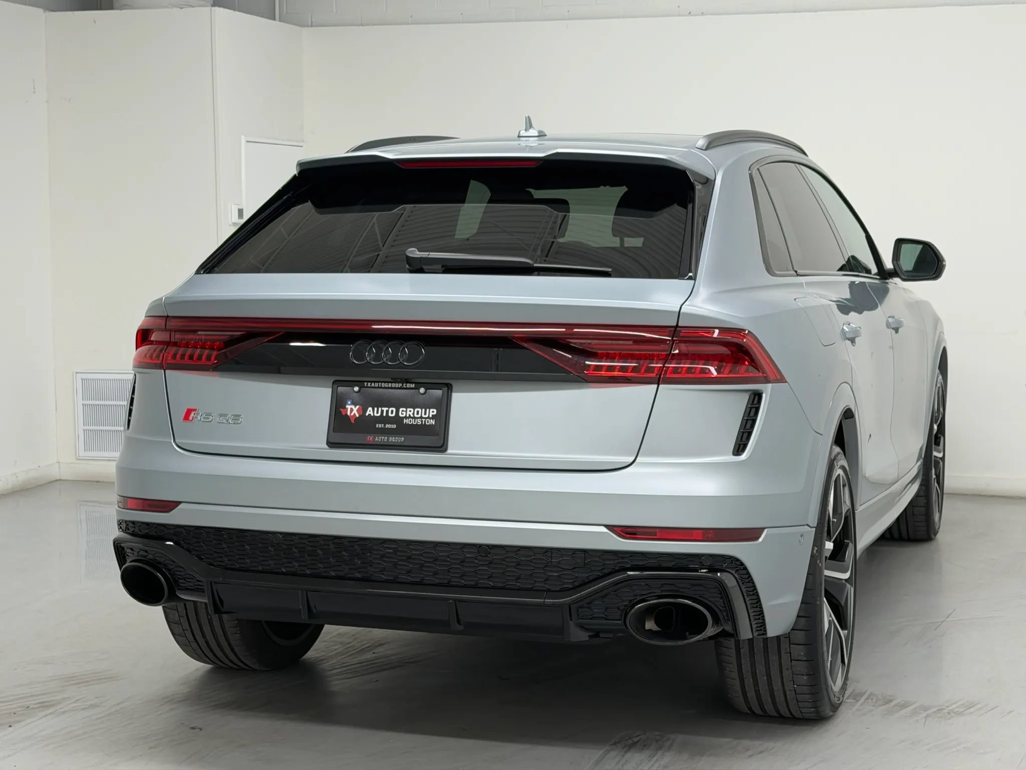 Used 2023 Audi RS Q8 w/ Black Optic Package AWD/4WD image 8