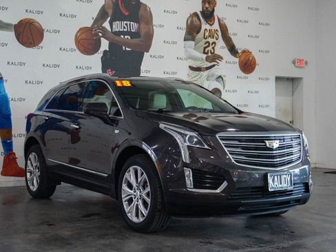 Used 2018 Cadillac XT5 Luxury w/ Driver Awareness Package FWD image 20