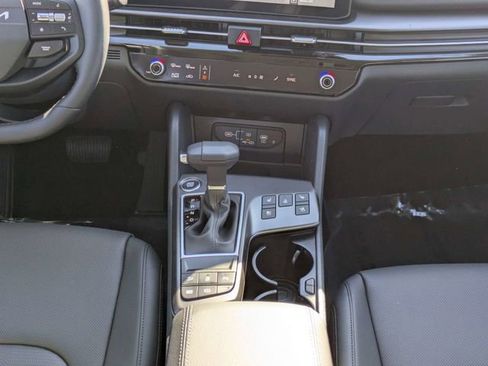 New 2026 Kia Sportage SX AWD/4WD image 20