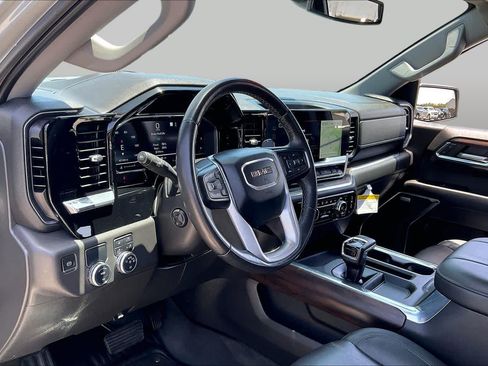 Used 2023 GMC Sierra 1500 SLT RWD image 17