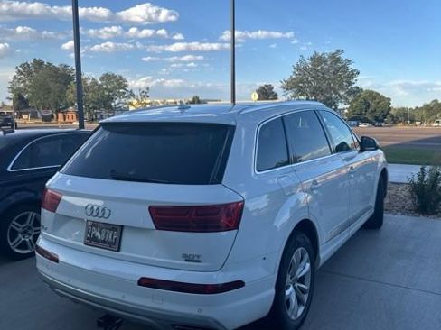 Used 2017 Audi Q7 3.0T Premium Plus AWD/4WD image 4