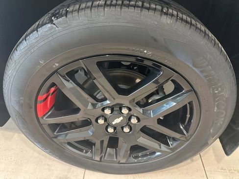 Used 2020 Chevrolet Traverse Premier w/ Redline Edition FWD image 5