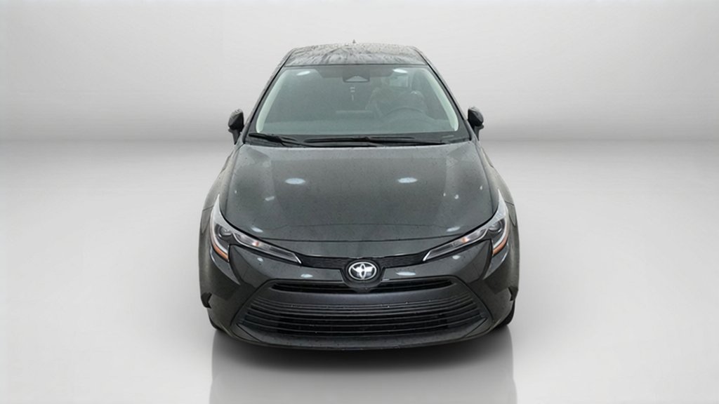 New 2027 Toyota Corolla LE FWD image 2