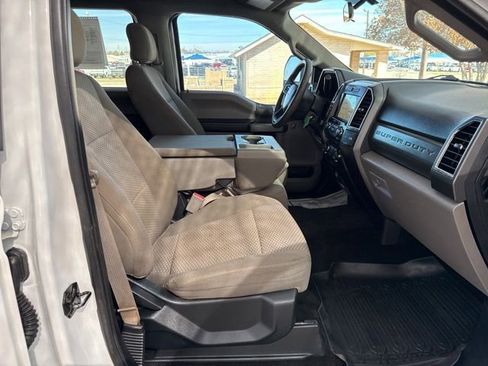 Used 2017 Ford F250 XLT w/ XLT Value Package image 12