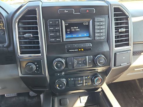 Used 2015 Ford F150 XLT w/ Trailer Tow Package image 19