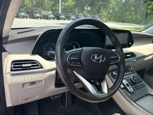 Used 2020 Hyundai Palisade Limited FWD image 10