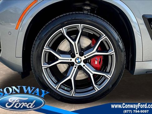 Used 2025 BMW X5 xDrive40i w/ M Sport Package image 36