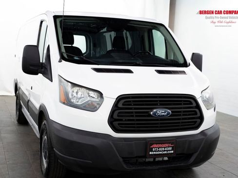 Used 2017 Ford Transit 150 130 Low Roof RWD image 1