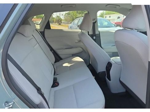 Used 2024 Hyundai Kona SEL FWD image 6