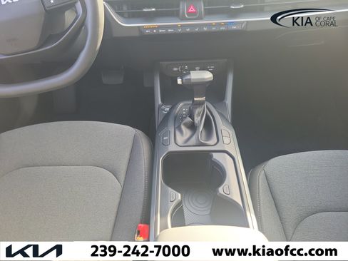 New 2025 Kia K4 FWD image 18