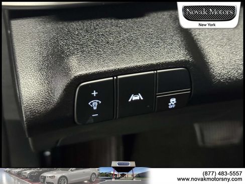 Used 2021 Hyundai Elantra SEL FWD image 16